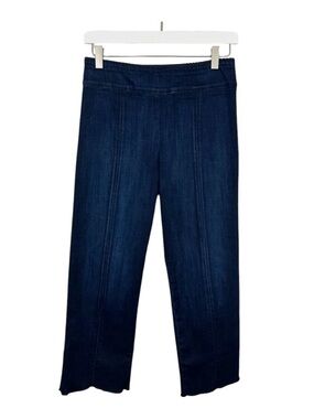 Mesmerize Dark Wash Stretch Capris Size Medium